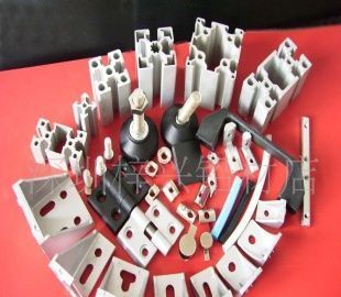 專注于供應流水線配件、工業鋁型材配件、PVC膠條與鏈條的五金產品應用